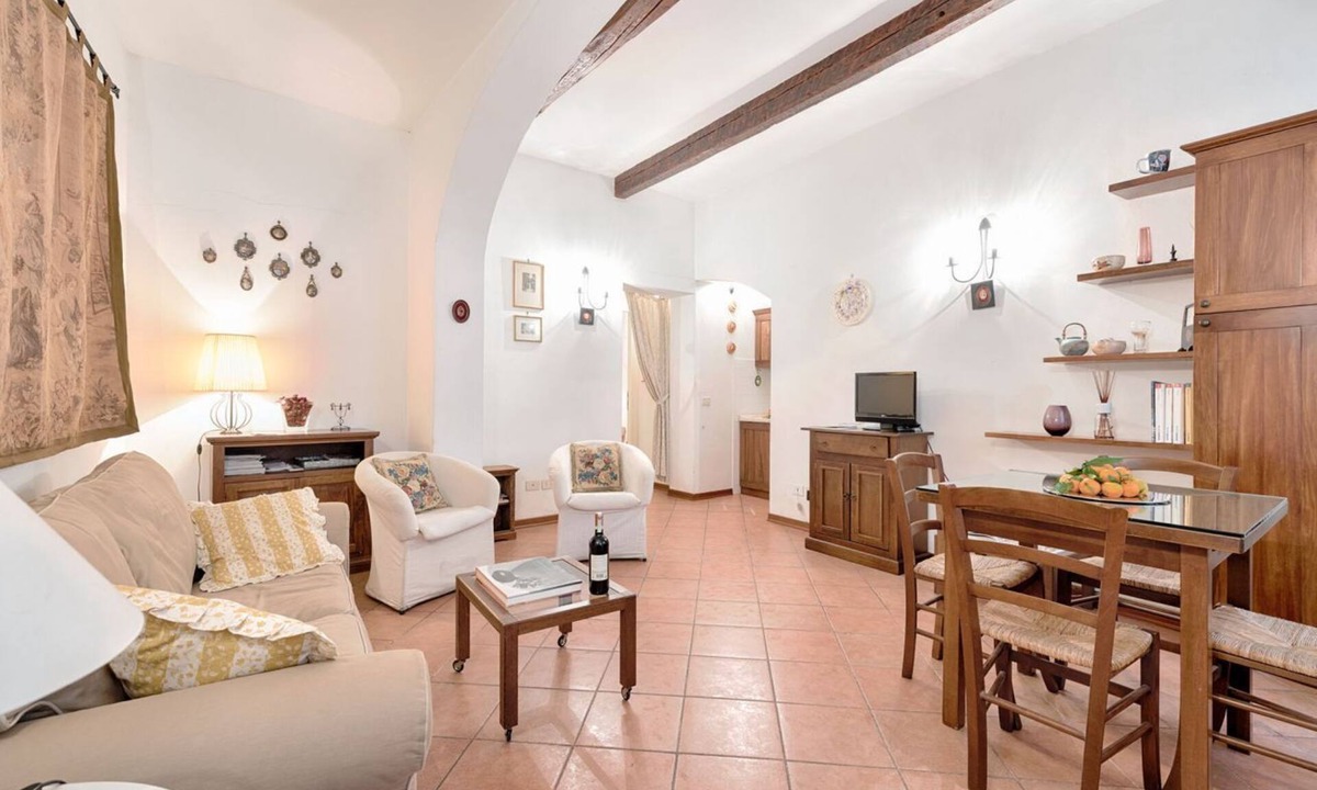 San Frediano Apartment | Apartment Campuccio 21 by Mmega