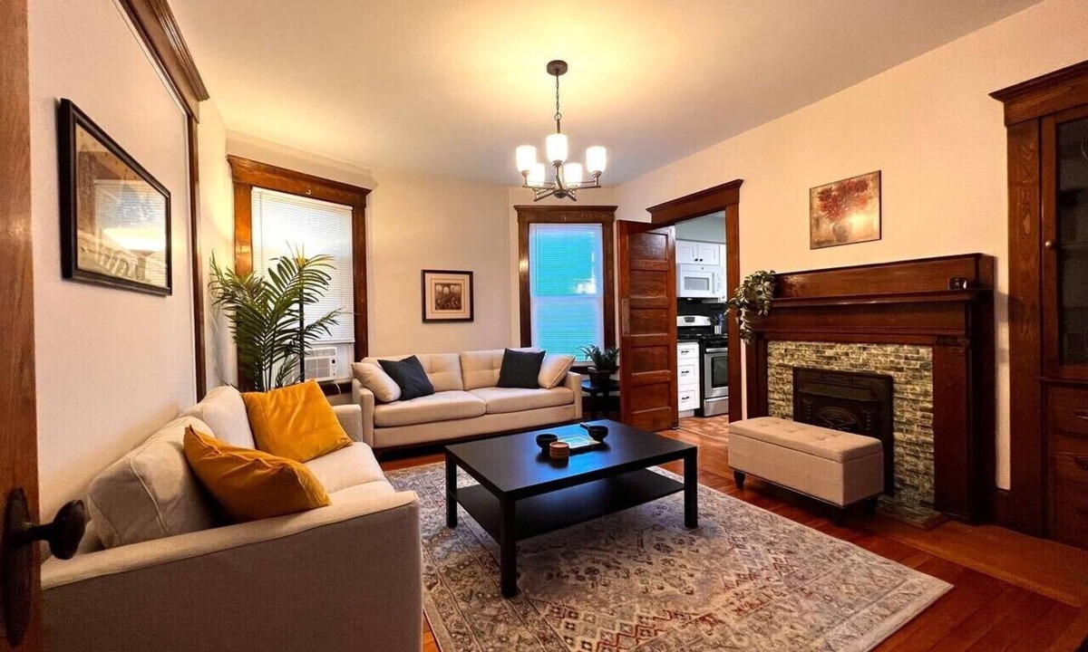 Dwight Apartment | B4-1 Comfortable and Tranquil-All rooms w AC