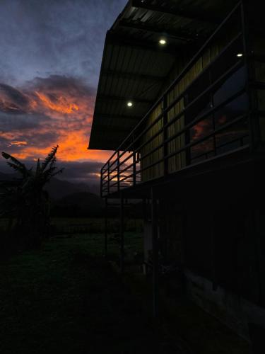 Toro Amarillo House | Cabaña Cherenga