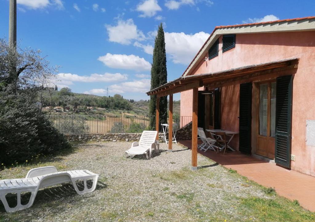 San Pietro in Bossolo Apartment | Casa Rossa