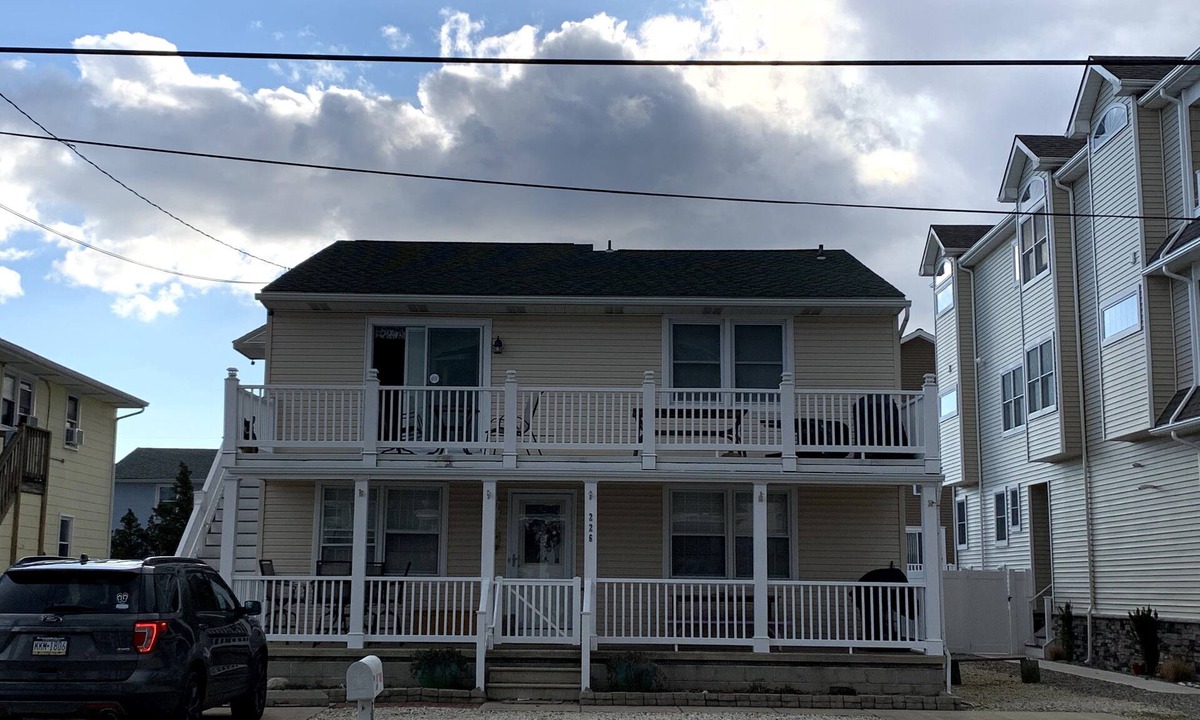 Sea Isle City House | Entire townhouse hosted by Katie