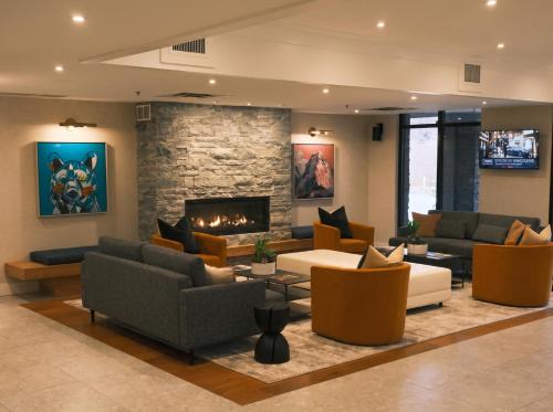 Garibaldi Highlands Hotel | Executive Suites Hotel and Resort, Squamish