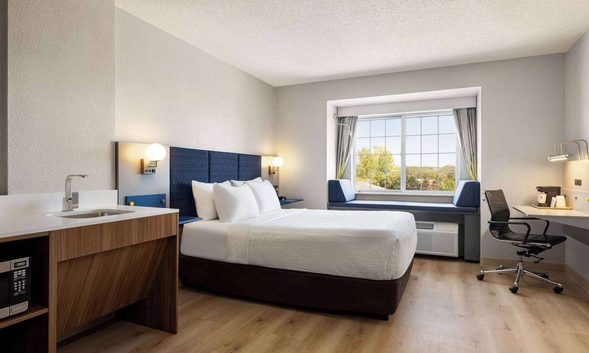 New Ulm Hotel | Microtel Inn & Suites by Wyndham New Ulm