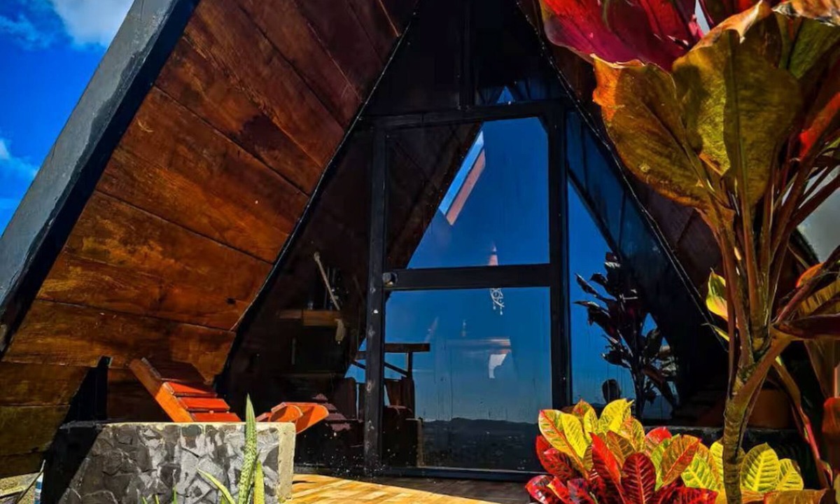 Angeles Sur Cabin | Nirvana : A-Frame Cabin with Jacuzzi and view
