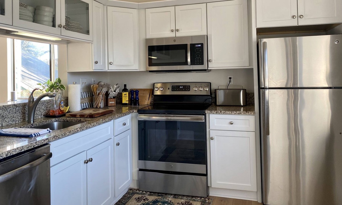 Brewster Condo | Professionally remodeled and professionally decorated! Middlecott Unit in Ocean Edge Cape Cod!