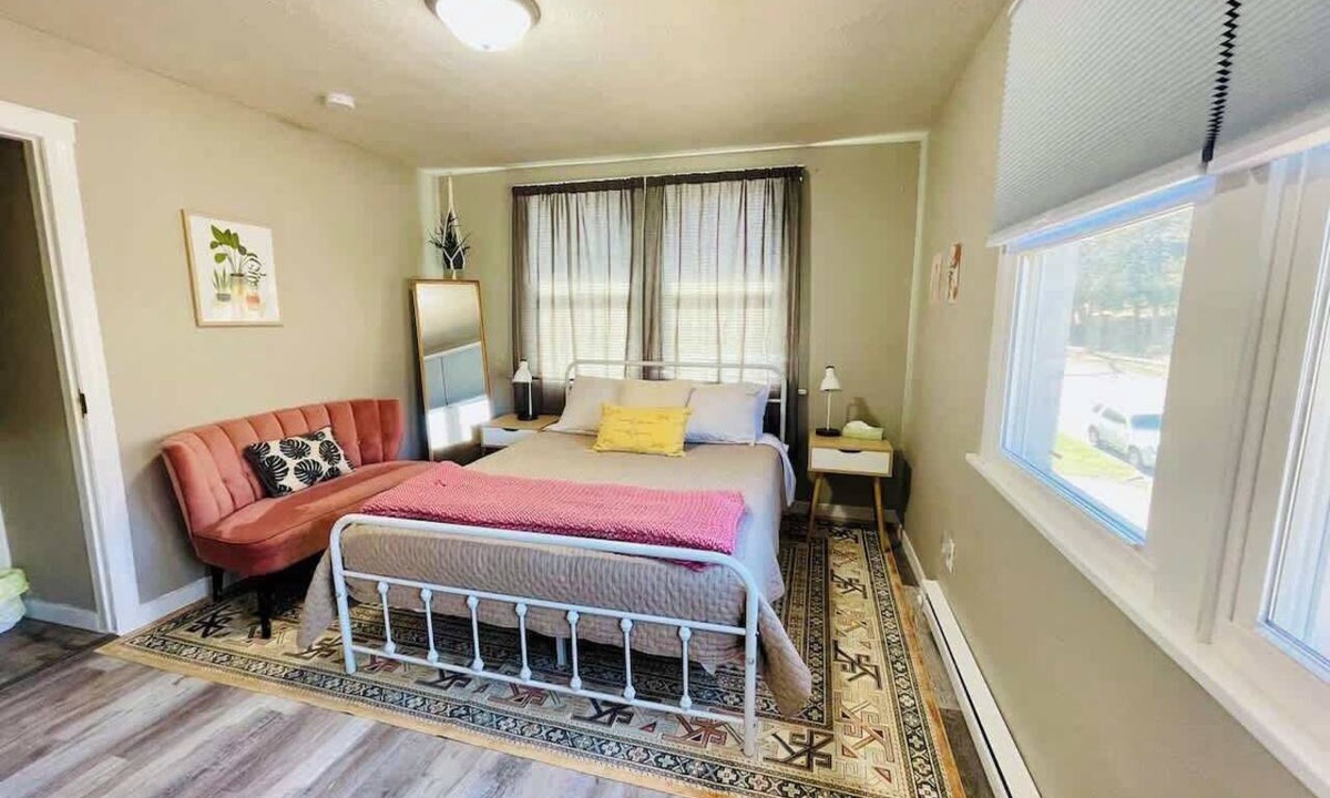 Sioux Falls Apartment | Stay on Spring | A Vibrant Boho Stay Downtown | #5