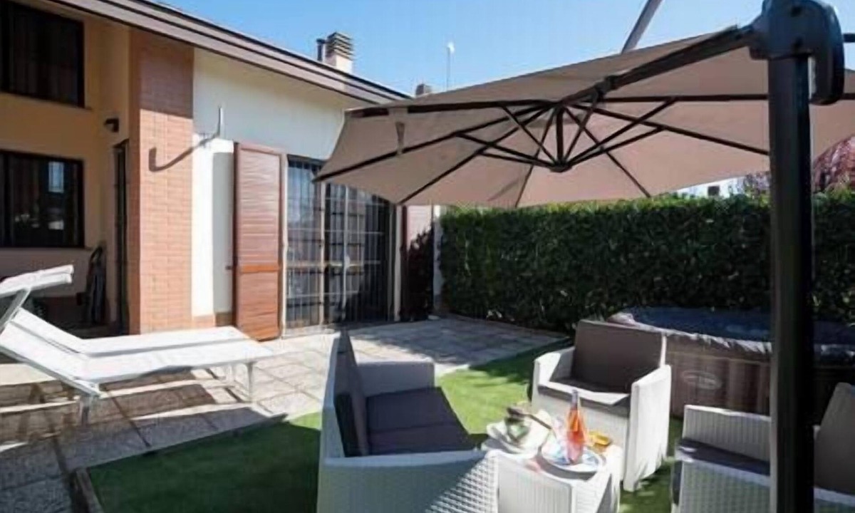 Martorano House | Tranquil Elegance in Parma