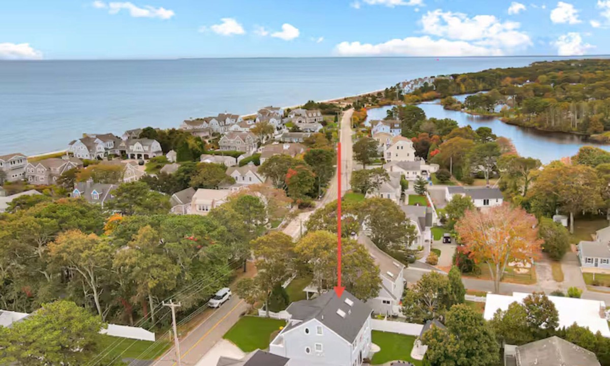 Popponesset Apartment | Walk to Water/Popponesset- Private Apartment