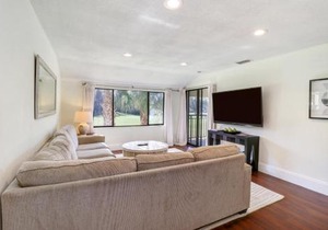 Saddlebrook Golf Course view Condo with Kitchen