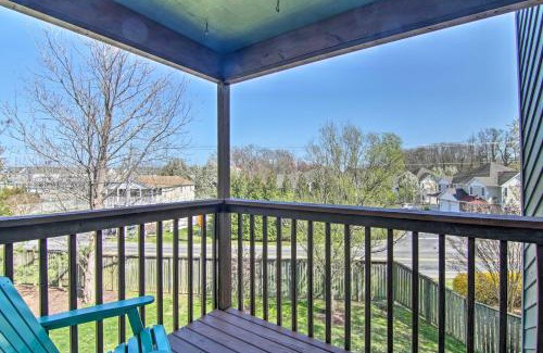 Rehoboth Beach Apartment | 2 Mi to Ocean Rehoboth Beach Condo with Pool Access