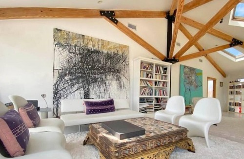 Riverside House | Beautiful House by the Lake!