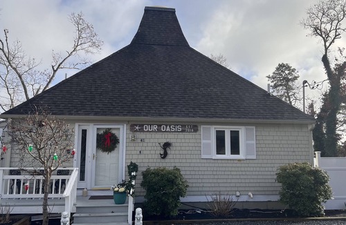 Mashpee House | Beautiful Waterfront Home on John’s Pond,