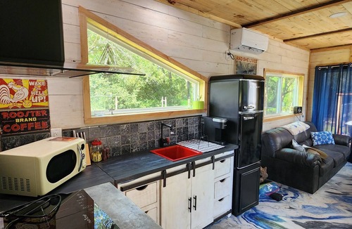 Franklin Cottage | Bent Tree Tiny Cottage.n4 miles to Franklin Ranch. nBaseball/Softball Fields