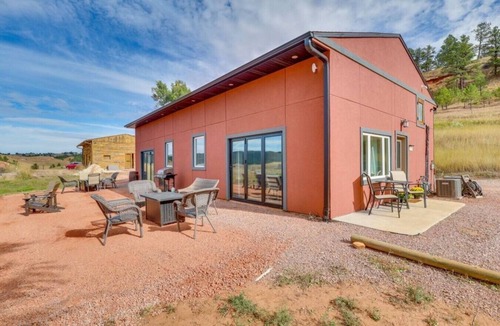 Rapid City Apartment | Black Hills Tiny Resort Modern Farm Side