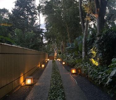 Nyuh Kuning Villa | Buddha Barn