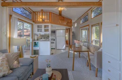De Soto House | Butterfly Bend/HOT TUB/Sleeps 4