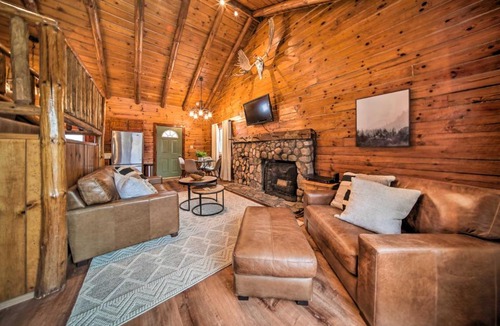 Cambridge Springs House | Cambridge Springs Cabin Near French Creek!