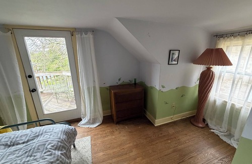 State College House | Charming 3-bedroom house in State College