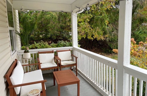 Lewisburg House | Charming 3br/1ba Downtown Lewisburg Getaway