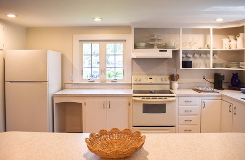West Dennis House | Charming Cape Cod Retreat in West Dennis – Your Perfect Vacation Home