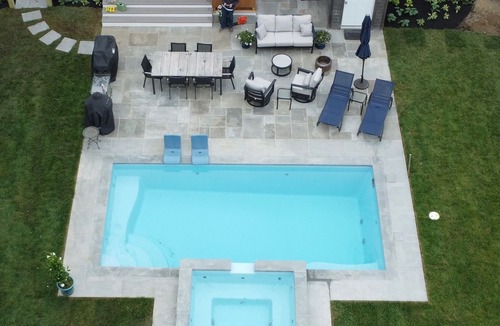 Katama House | Charming Edgartown Cottage close to Town with a Pool/Hot Tub.