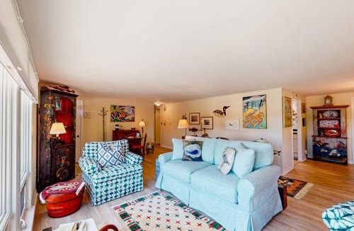 West Chatham House | Chatham Charmer