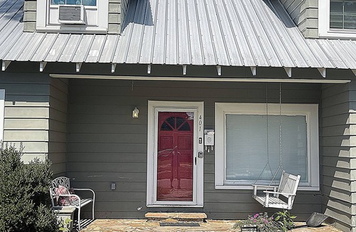 Warren Condo | Comfortable, basic, two-bedroom, fully furnished unit in peaceful Warren.