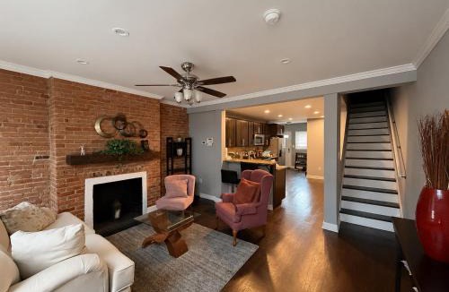 Downtown Baltimore House | Cozy 1BR Basement Private Retreat in Downtown Baltimore