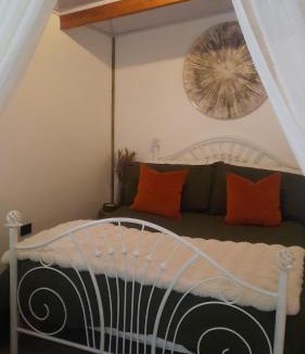 San Gerardo de Dota Apartment | Cozy Café Studio