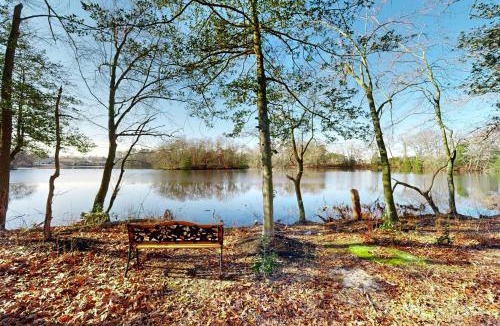 Seaford House | Dock, Game Room! Riverfront Retreat in Seaford