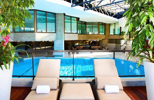 Quartier des Spectacles Hotel | DoubleTree by Hilton Montreal