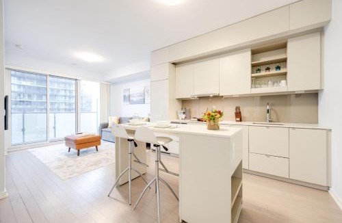 Downtown Toronto House | Downtown Charm 2BR Retreat in Prime Location