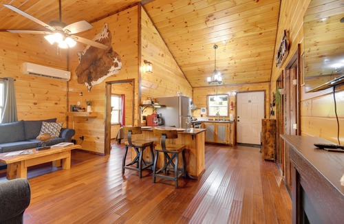 Campton Cottage | Fireside Evenings: Red River Gorge Gem w/Hot Tub