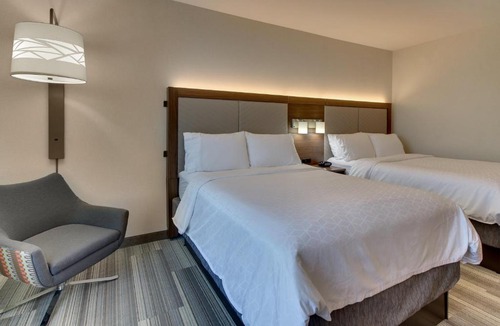Ithaca Hotel | Holiday Inn Express & Suites Ithaca by IHG