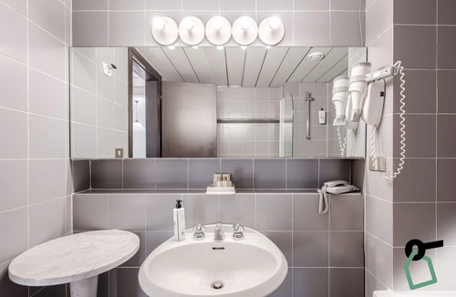 Ameglia Hotel | Hotiday Room Collection - Sarzana