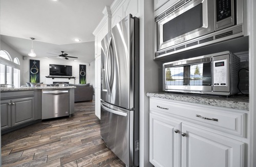 Visalia Villa | Inspired by the iconic white buildings and turquoise waters of Greece.