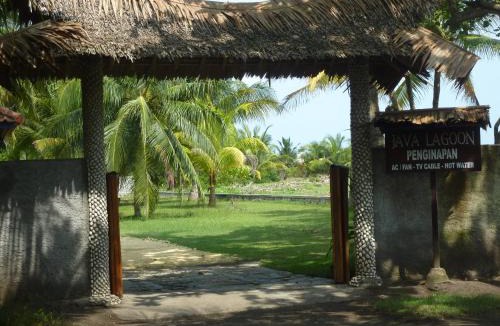 Katukaras Bed & Breakfast | Java Lagoon