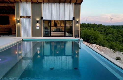 Muenster House | Luxury North Texas Retreat-PARTIAL Rental for 16-Pool/Spa/Sports Courts/Views