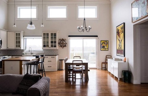 Wellington House | “Maison Somm” Wine Country Retreat with a Pool