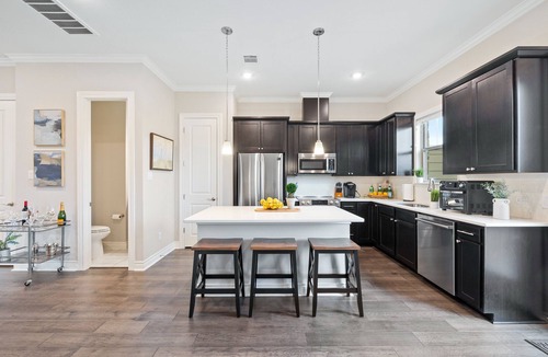 Georgetown House | Make Your Final Stand at this Alamo Style All Inclusive Furnished Rental!