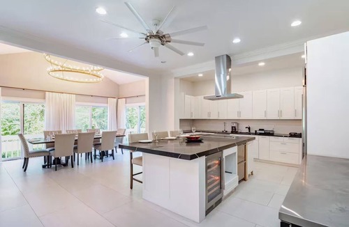 Norwalk Apartment | MasterRoom with in Suit Bathroom