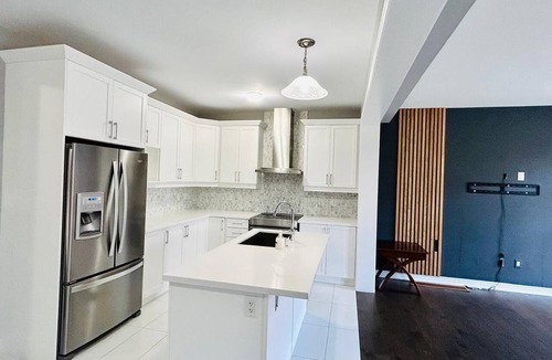 Brampton House | Modern Detached Home | Spacious, Private & Family Friendly