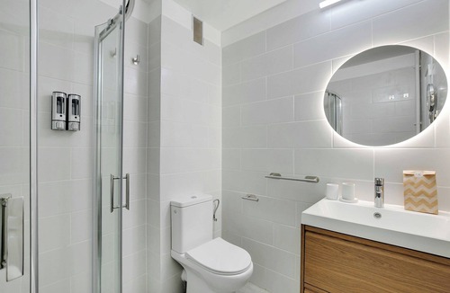 Meudon-la-Foret Apartment | Modern "green Suites" Residence - Meudon/velizy