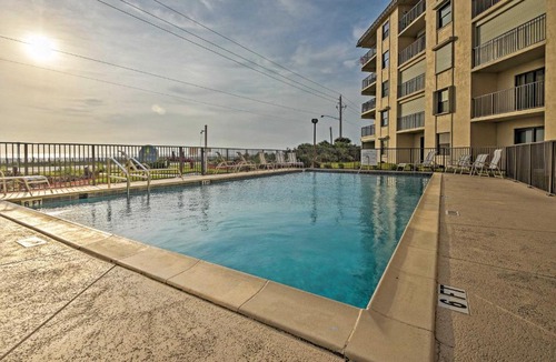 Ormond-by-the-Sea House | Oceanfront Ormond Beach Getaway w/Balcony!
