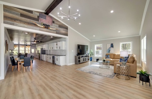 Emory House | On-Site Dock & Ramp: 3-Unit Escape on Lake Fork!
