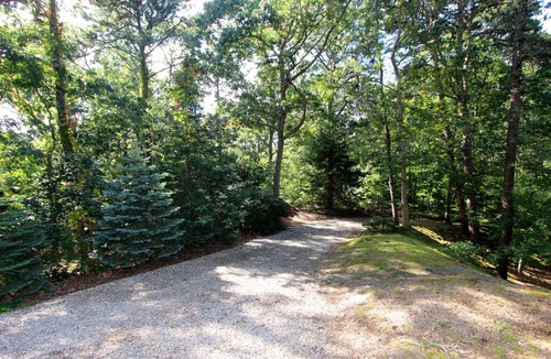 Orleans House | Peaceful Pondfront Sanctuary