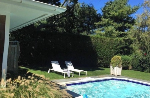 Tuckahoe House | Peaceful Quiet Updated Modern Home