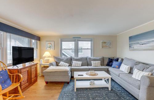 Beach Haven Gardens House | Pet-Friendly Long Beach Island Home: Walk to Beach