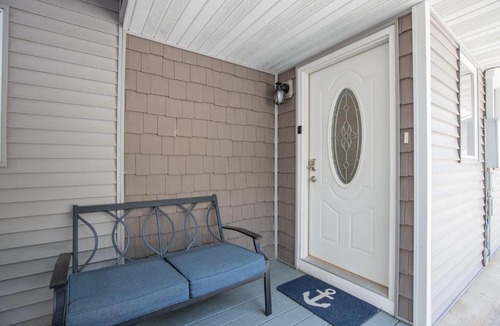 Camdenton House | Private Lakefront Pool, Amazing Dock Sleeps 26