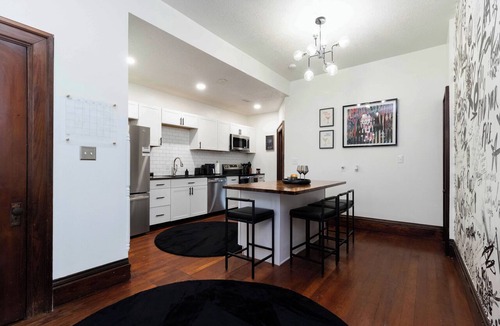 Winterset Apartment | Read, Write & Relax in Winterset, near Downtown Square. Historic apartment.